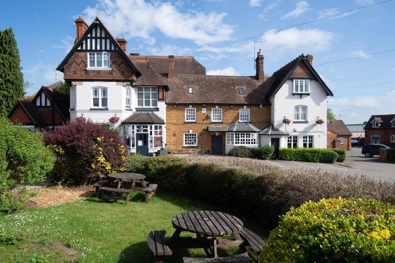 Heart Of England, Northampton By Marston'S Inns Daventry Eksteriør billede