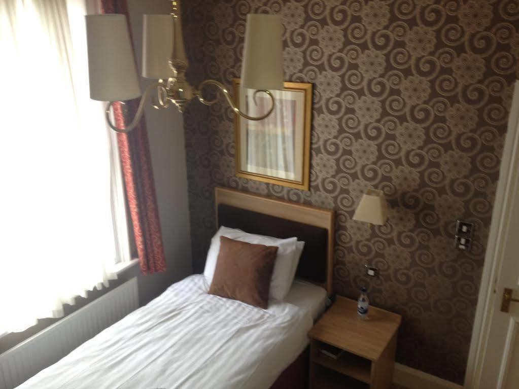 Heart Of England, Northampton By Marston'S Inns Daventry Eksteriør billede