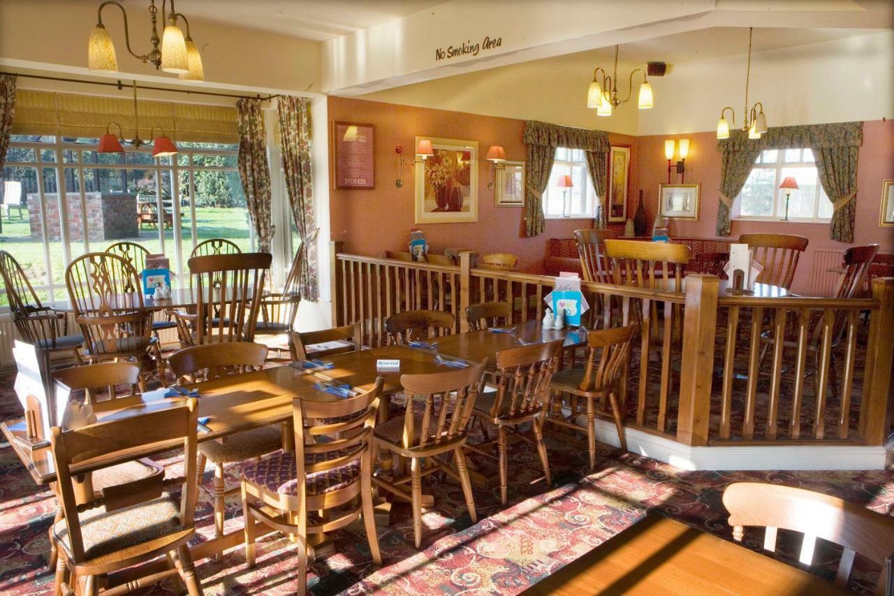 Heart Of England, Northampton By Marston'S Inns Daventry Eksteriør billede